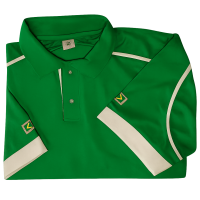 Camisa gola polo masculina nas cores verde com detalhes brancos bordada personalizada